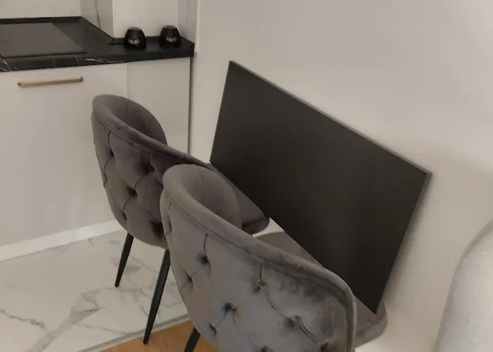 Talija Balkan Square * 즐라티보