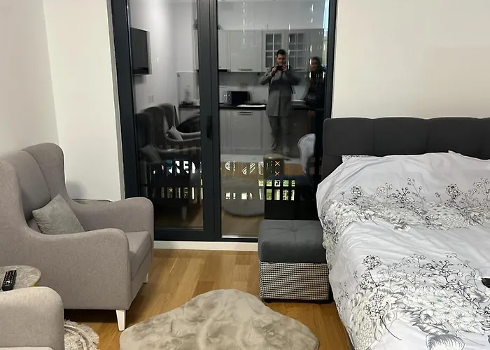 Talija Balkan Square * 즐라티보